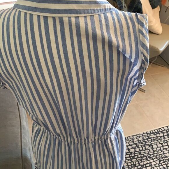 Size small sleeveless dress - Picture 3 of 10